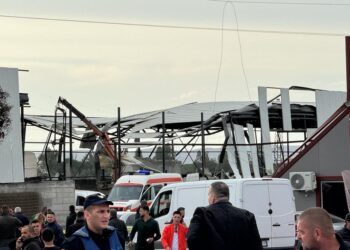 Shpërthimi në Lushnjë/ Rëndohet bilanci, një i vdekur dhe 4 persona të plagosur