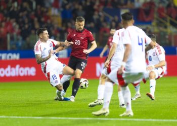 Disfata/Kuqezinjtë e nisin vitin me humbje 0-3 përballë amerikano-latinëve të Kilit