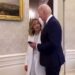 VIDEO që po thyen rrjetin: Biden puth në kokë Melonin gjatë një takimi në Shtëpinë e Bardhë