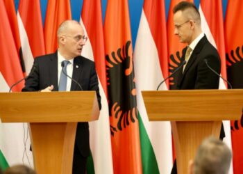 Hasani: Mbështetja e Hungarisë ndaj Shqipërisë, domethënëse. Szijjarto: Sjell stabilitet për BE-në