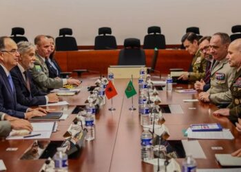 Presidenti Begaj takim kokë më kokë me kreun e Komandës Strategjike të NATO-s