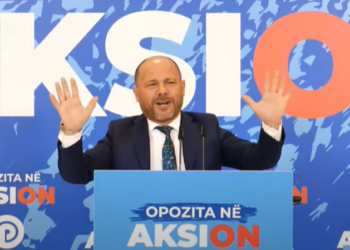 VIDEO/”Gafa” e Xhelal Mziut në Dibër: Jam i bindur që demokratët e Kamzës…