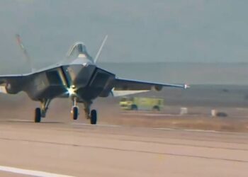 Avionët e Aleancës mbërrijnë në Kuçovë, hapet sot baza ajrore e NATO-s