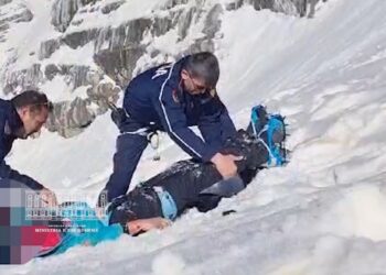 Vdekja e turistes/ Shpëtohen 5 alpinistët kroat që ranë nga Maja e Jezercës, 2 të plagosur rëndë