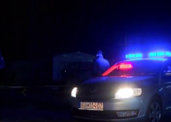 Gjendet trupi i pajetë i një shqiptari në bodrumin e një banese