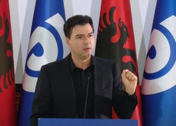Basha: U shit revolucioni, vulëhumburit siç erdhën ashtu po ikin. Pazari i 48 orëve të fundit ka qenë në tenxhere të presionit që prej fillimit