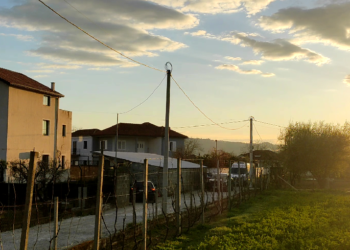 Misteri/ Ish-polici i burgjeve u ekzekutua me breshëri kallashnikovi pasi u fut në shtëpi nga dera e pasme, kush e tradhtoi Gentjan Bejtjan?