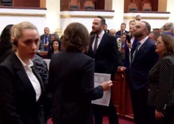 VIDEO! Seanca mbyllet në kohë rekord, mazhoranca kalon ligjin për investimet strategjike