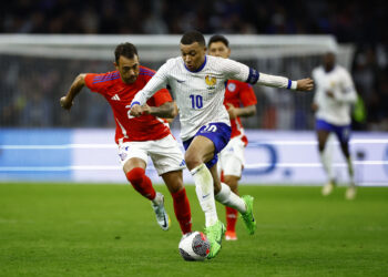 VIDEO/ Franca përmbys Kilin në një duel dramatik që përfundoi 3-2