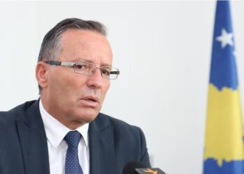 Emri/ Partia Demokratike e Kosovës prezanton kandidatin e saj për kryeministër