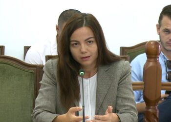Rama, ndryshime të reja në qeveri: Kush shkon në Ministrinë e Arsimit dhe Sportit