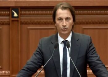 Nis hetimi parlamentar për ‘Shëndetësinë’, Metaj: Opozita po tregohet paragjykuese, s’jemi “Big Brother”