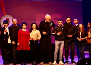 Rama në mbledhjen e dy organizatave të PS në Elbasan: Na duhet rienergjizim i strukturave, të vendosim hegjemoninë…!