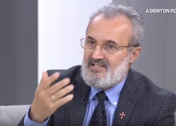 A është mëkat pornografia? Teologu shqiptar: Sot turpi haet me bukë, është rritur uria për…
