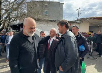 VIDEO / Rama inspekton punimet në Shkodër: Koha për një treg modern dhe një konvikt evropian