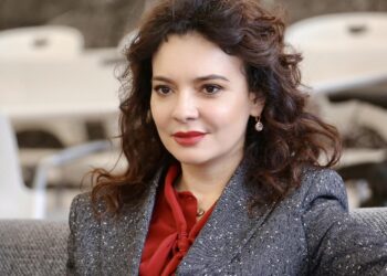 “Duhet të studioj në Oxford”, Spiropali: Ja çfarë shkruante mësuesja për mua…