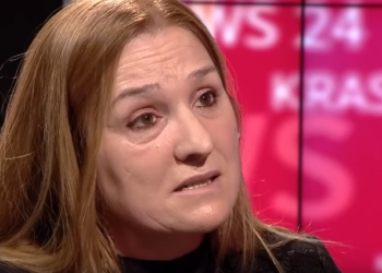 “Armiq të dushit e briskut, përveçse analfabetë”/ Habit deputetja e PD: Në Parlament vijnë njerëz që s’lajnë sqetullat