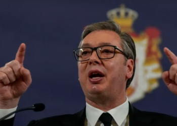 Vuçiç fyen rëndë diplomaten greke që rekomandoi anëtarësimin e Kosovës në Këshillin e Europës: Turp të kesh Dora Bakoyannis…