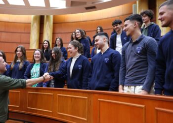 Veliaj bashkëbisedim me ekselentët e gjimnazit “Myslym Keta”: Nuk ka asgjë që na ndal nëse mbështesim njëri-tjetrin