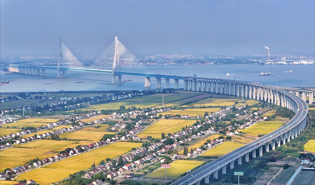 Mundësi për rritjen e shkëmbimeve turistike, Kina fton ekspertët, biznesmenët dhe studiuesit shqiptarë