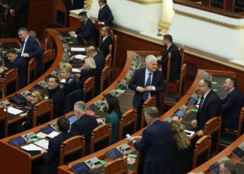 Komision kundër ndërhyrjeve të huaja, Krasniqi: Nisma e socialistëve pozitive