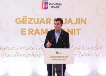 Veliaj shtron Iftar me rastin e muajit të Ramazanit: Fryma e solidaritetit dhe bashkëpunimit me njëri-tjetrin, fryma për të ecur përpara