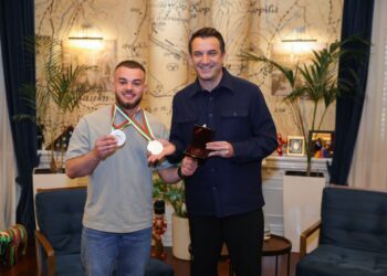 Veliaj pret nënkampionin e Europës, Kristi Ramadani: Na ke bërë krenar; Kemi bërë financimin më të madh në sport