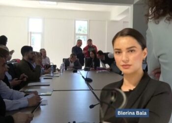 ‘Rithemelimi’ bashkon votat me PS, Blerina Balaj komandohet kryebashkiake e Himarës