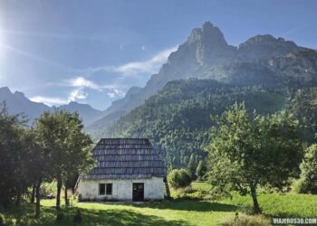 “Viajeros”: 14 vendet e mahnitshme në Shqipëri, me shumëllojshmëri të jashtëzakonshme peizazhesh