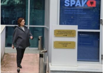 U mor në pyetje për disa minuta në SPAK, ja akuzat që rëndojnë ndaj ish-bashkëshortes së Arben Ahmetajt