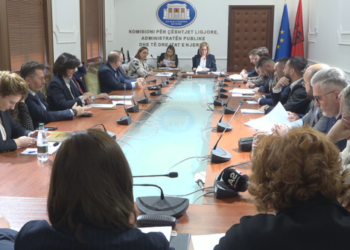“Dakordësia”/ Amnistia, Foltorja i dorëzon draftin e propozimeve mazhorancës: PS tërhiqet për të vendosur