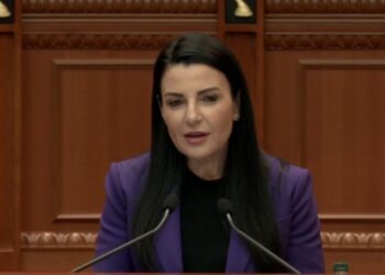Porti i ri i Durrësit, Balluku: Projekt strategjik për Ballkanin; Bylykbashi: 10 vite buxhet i munguar në Bashki