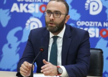 Dialogu me PS, Gaz Bardhi tregon “prapaskenat”: Gjithçka nisi me një ftesë informale nga kryeparlamentarja…!