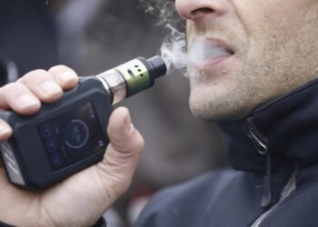 Belgjika bëhet vendi i parë që ndalon cigaret elektrike