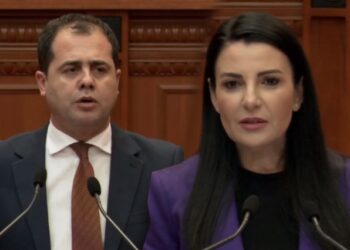 Porti i ri i Durrësit, Balluku: Projekt strategjik për Ballkanin; Bylykbashi: 10 vite buxhet i munguar në Bashki