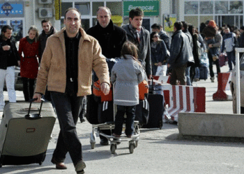 Qarkorja e re/Pas 30 marsit, ndalohet lëvizja e emigrantëve shqiptarë në Greqi pa leje qëndrimi