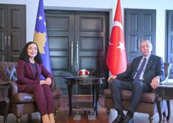 Vjosa Osmani takim ‘kokë më kokë’ me Erdogan në Turqi, zbardhen detajet e bisedës