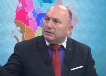 Ish deputeti i PD: Ballkoni i fundit anti-amerikan. Rithemelimi nuk ka kauzë, i servilosen Berishës për të dalë deputet