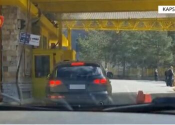 Emrat/ Do trafikonin drogë drejt Greqisë, policia operacion në Kapshticë: Sekuestrohen 51 kg kanabis, 3 në pranga