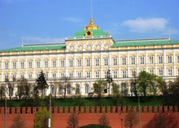 Media: Kremlini po u kërkon televizioneve pro-qeveritare të theksojnë përfshirjen e Ukrainës në masakrën në Moskë