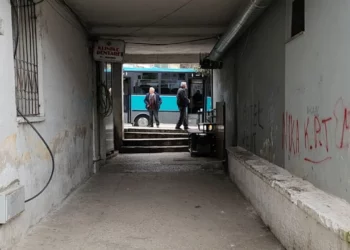 “Më ngacmonte motrën”/ Zbardhen detaje nga plagosja e 15-vjeçarit në Gjirokastër