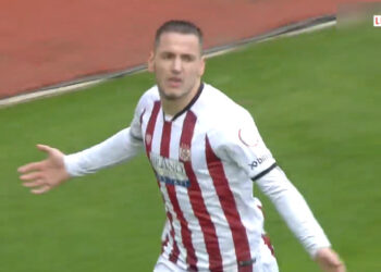 VIDEO/ Tjetër supergol i Rei Manajt, sulmuesi shqiptar sfidon Xhekon dhe Ikardin për shënuesin më të mirë