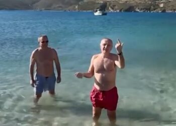 VIDEO/ Meta paradite futet në det me këshilltarin që votoi për kandidaten e PS, pasdite takon babanë e Beleerit