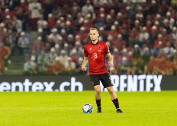 Mbrojtësi i Kombëtares shqiptare në “radarët” e gjigandëve të Serie A