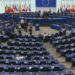 Sondazhi/ Skandali në Parlamentin Europian, 550 punonjës kanë përjetuar ngacmime seksuale dhe psikologjike