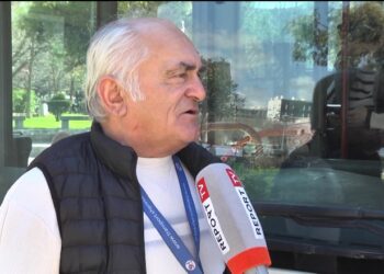 Në pension e në punë nga ‘halli’, 67-vjeçari 42 vite shofer në urban: Në komunizëm paguhesha më shumë
