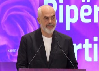 Sazani po i shitet dhëndrit të Trump? Rama: Tjetërkush e nxori Shqipërinë në pazar për 1 euro. Ishulli ka qenë zonë e mbrojtur vetëm nga ushtarët e Enver Hoxhës