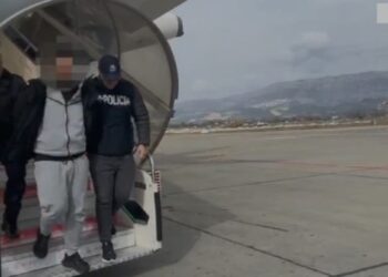 I dënuar me 5 vjet burg për fshehje të të ardhurave, italiani ekstradohet në Shqipëri