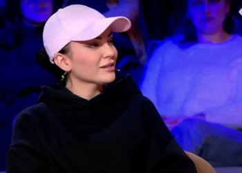 Sara shuan kureshtjen: Kemi folur deri në mëngjes, nëna e Bardhit…/ Ina Kollçaku i del kundër: E para që e bëri pis ishe ti