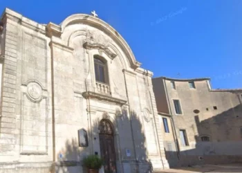 Shqiptari tmerron besimtarët në një kishë në Francë duke bërtitur “Allahu Akbar”, 33-vjeçari: Bëra shaka!
